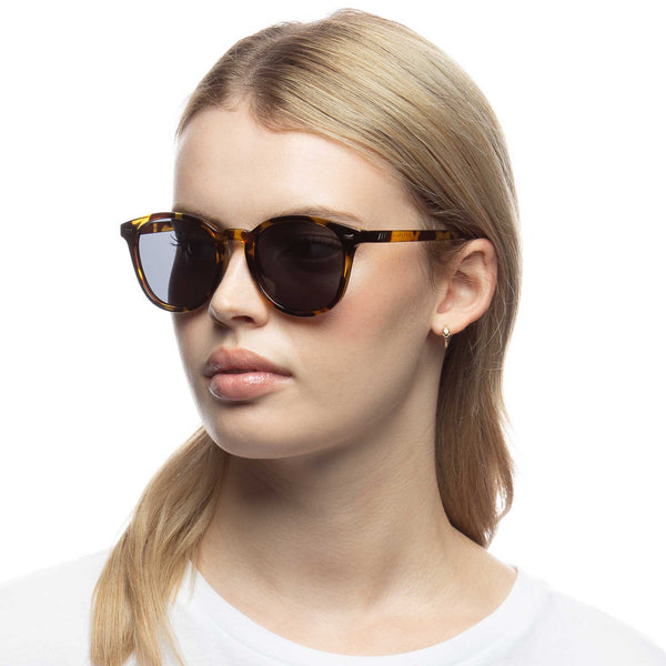 LE SPECS BANDWAGON Syrup Tort Sunglasses | PresenceConcept.com