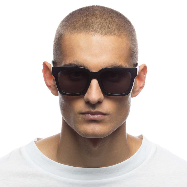 LE SPECS WEEKEND RIOT Matte Black Polarized Sunglasses | PresenceConcept.com