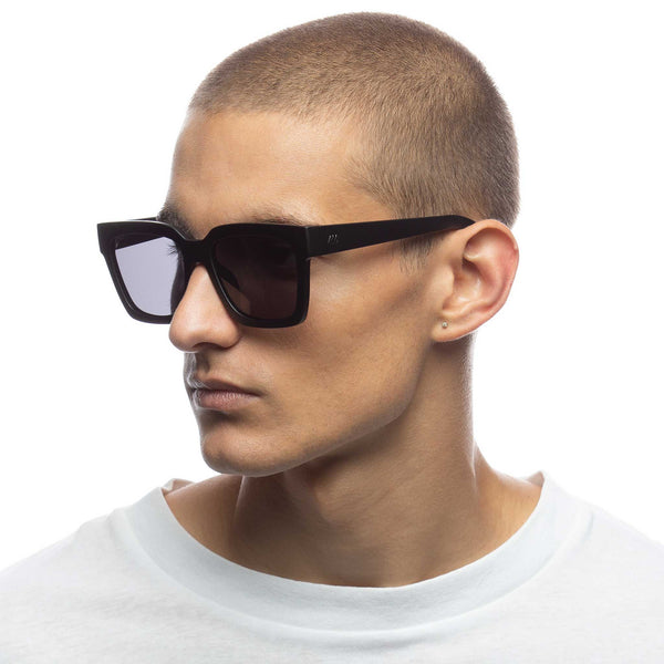 LE SPECS WEEKEND RIOT Matte Black Polarized Sunglasses | PresenceConcept.com