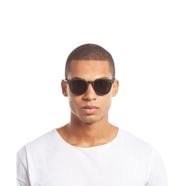 LE SPECS Bandwagon Round Sunglasses - Matte Tort Polarized | PresenceConcept.com