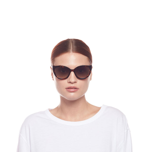LE SPECS Flossy Cat Eye Sunglasses - Tort | PresenceConcept.com