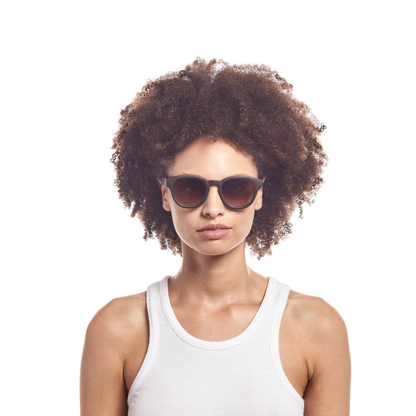 LE SPECS Grass Band Round Sunglasses - Brown Grass | PresenceConcept.com
