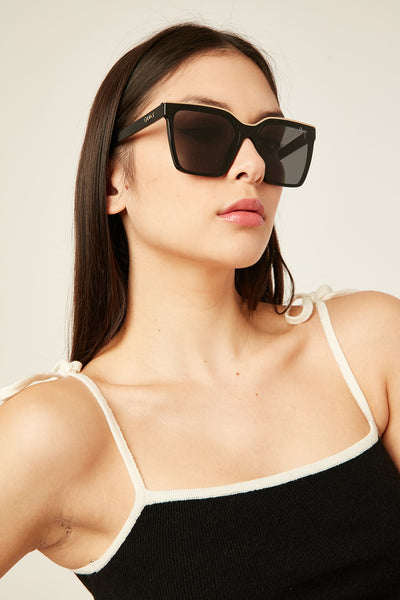 QUAY LEVEL UP black gold/smoke square sunglasses - PresenceConcept.com